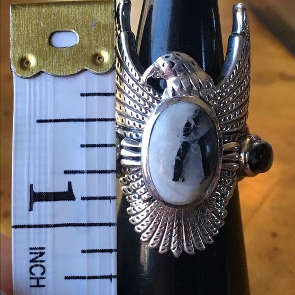 Natural White Buffalo Sterling Silver Eagle Ring Size 6 - Picture 5 of 9